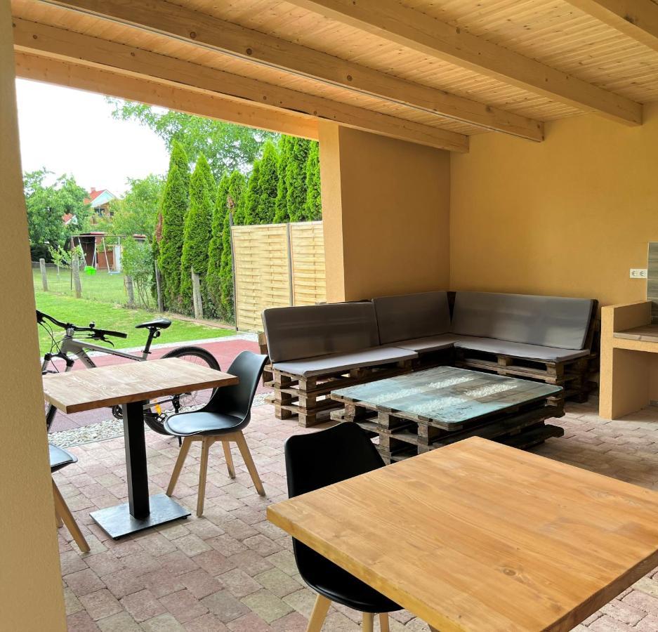 Judith Apartman Iii. Balatonlelle Buitenkant foto