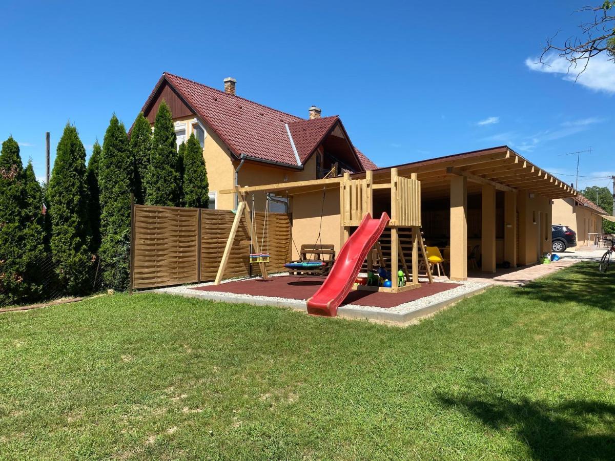 Judith Apartman Iii. Balatonlelle Buitenkant foto